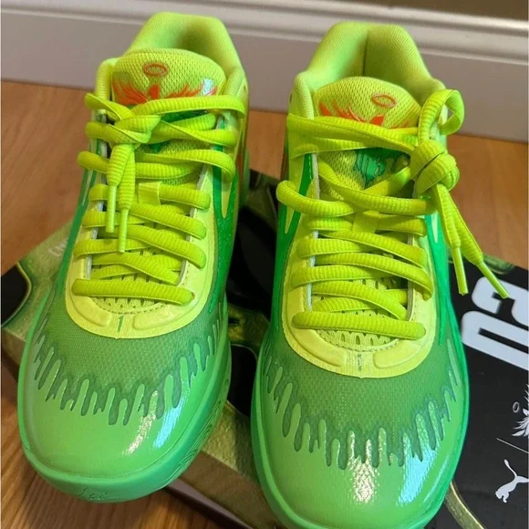 Boys Lamelo mb.02 slime size 5.5 - Picture 1 of 7